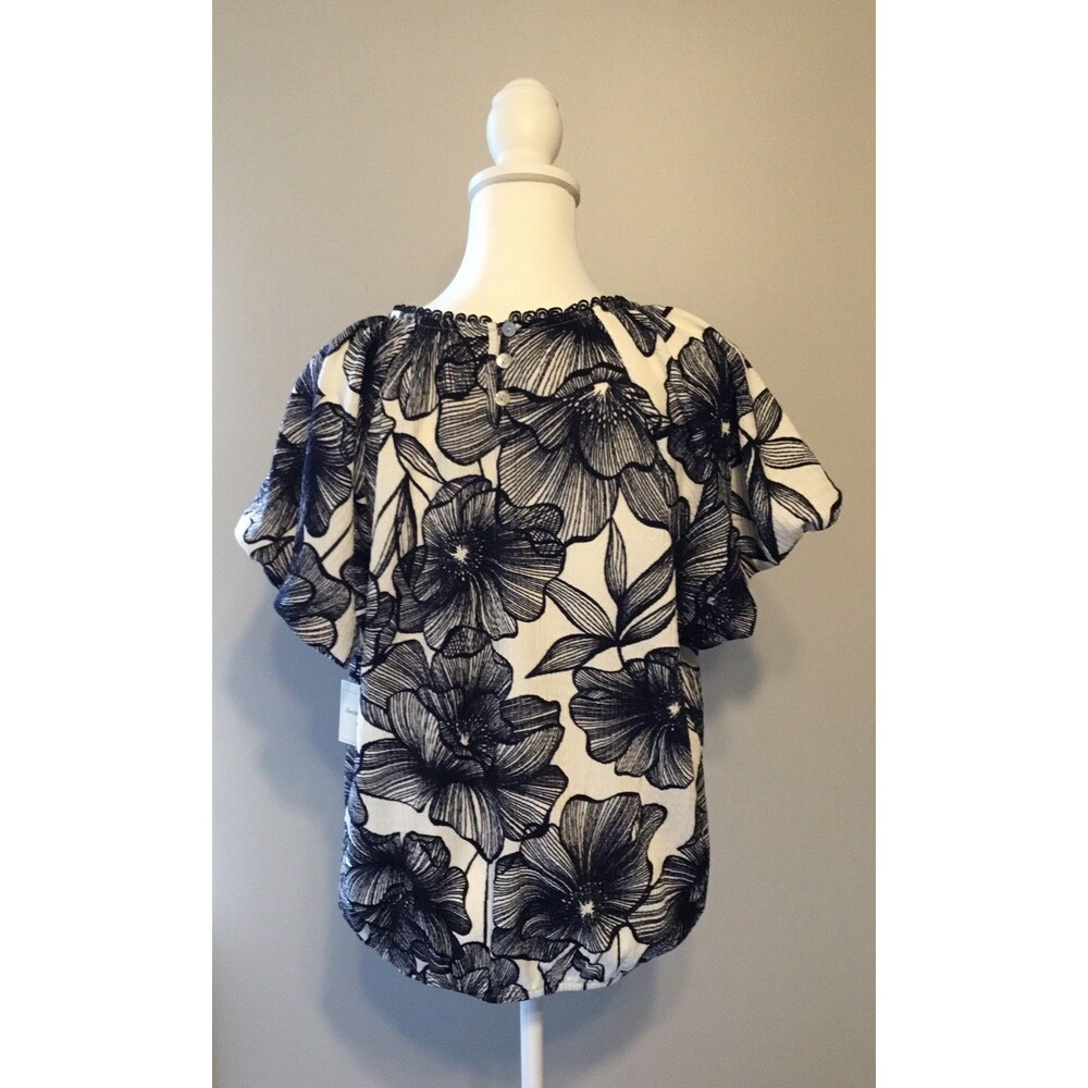 Sunset & Harper Blue Floral Short Sleeve Blouse Sz Large Bubble Hem Crochet Neck - Picture 10 of 15